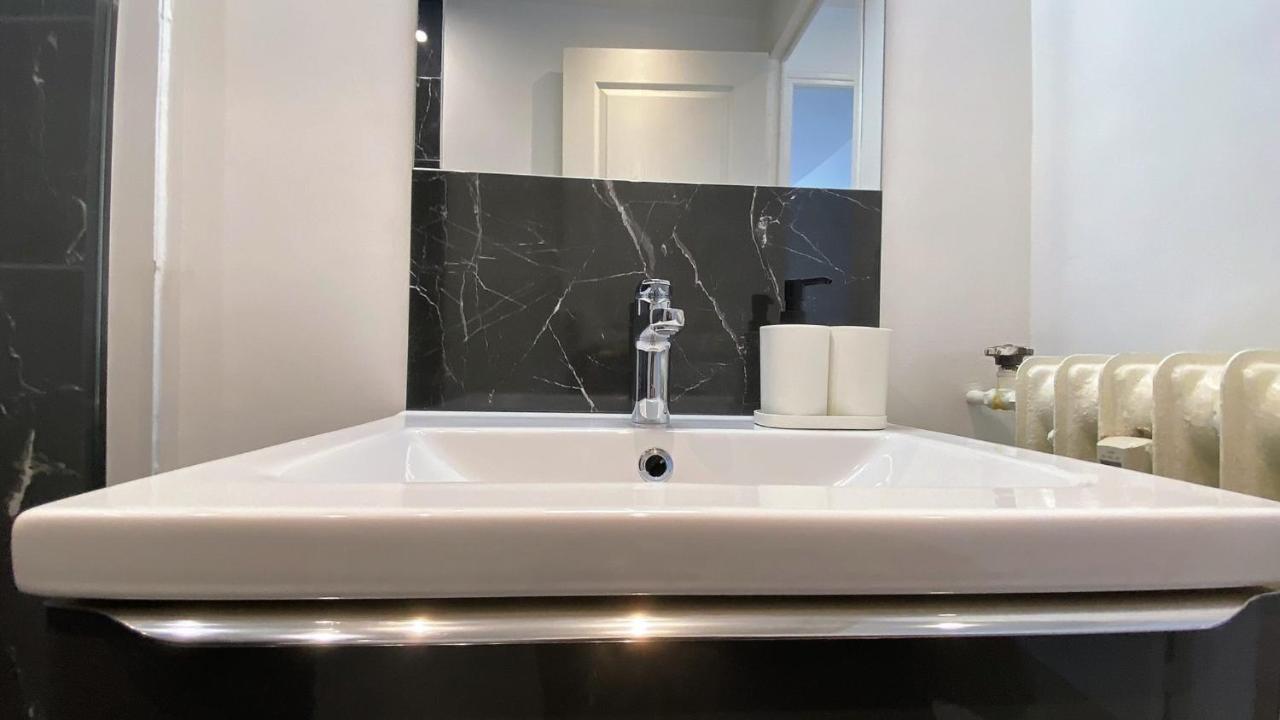 Appartement 2 Ch. centre ville, terrasse, moderne Antibes Eksteriør billede